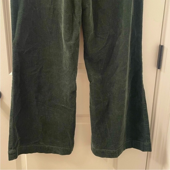 Rollas High Rise Wide Leg Corduroy Pants Size 28 - Picture 10 of 14
